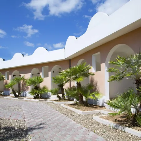 Отель Garden Ripa 4*