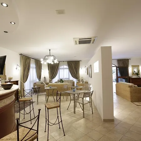 Отель Garden Ripa 4*