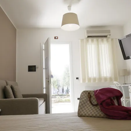 里帕花园酒店 酒店